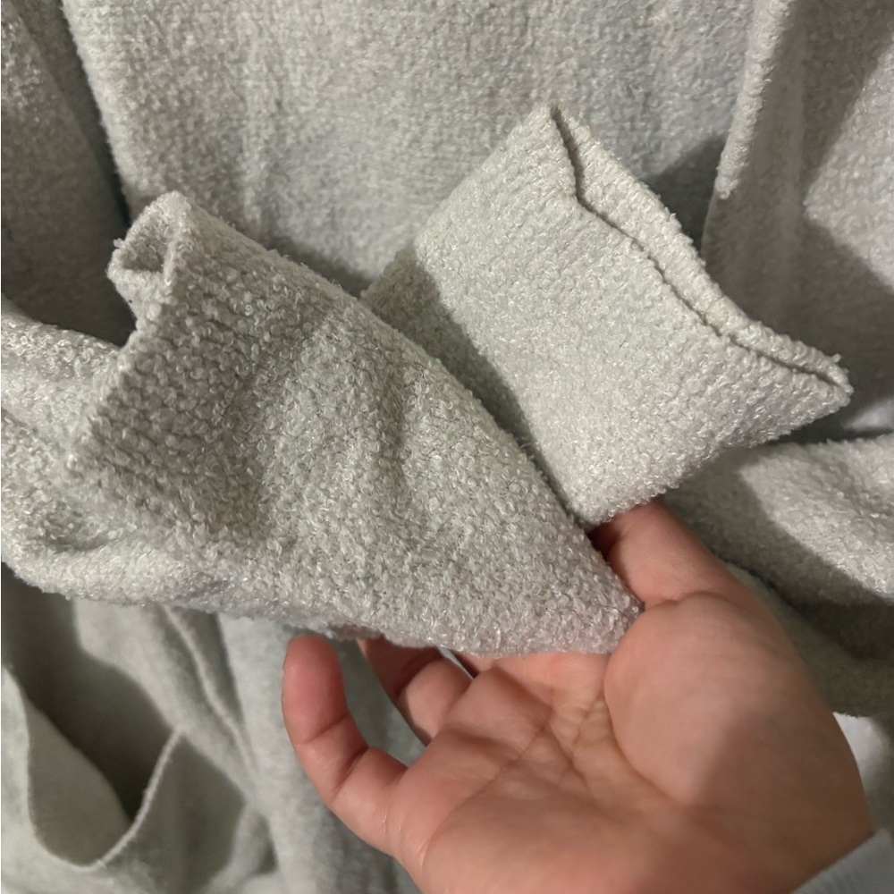 Barefoot Dreams CozyChic Lite® Relaxed Hooded in Taupe - XS/S - Picture 6 of 8